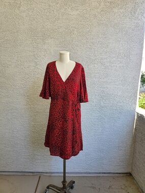 Red Leopard Print V-Neck Wrap Mini Dress